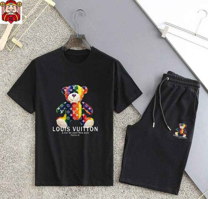 Picture of LV Shirt Pant Suits _SKULVM-5XLkdtr21723707
